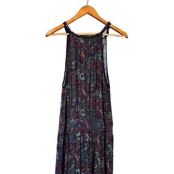 American eagle patterned maxi dress. Size XL - Picture 8 of 8
